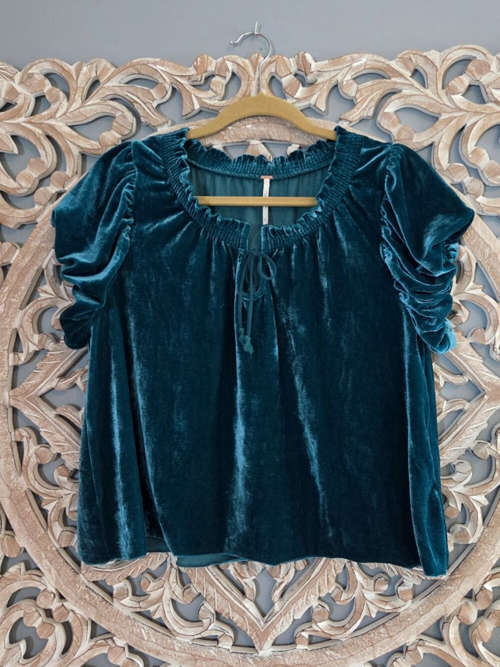 Free People Women's Teresa Velour Velvet Top Teal Large